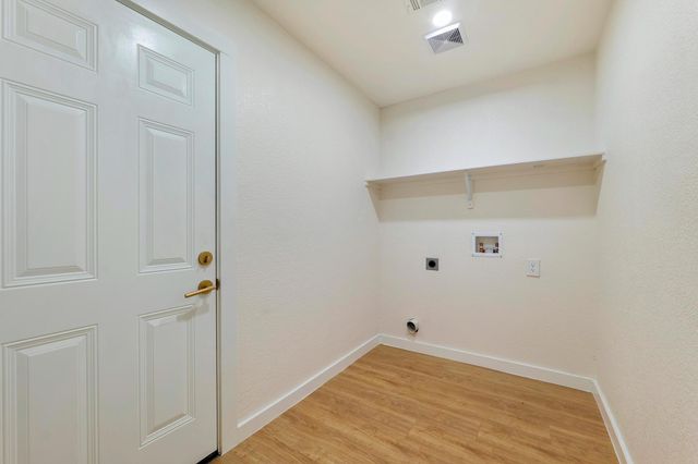 613 Sweetgum LN, Round Rock, TX 78664