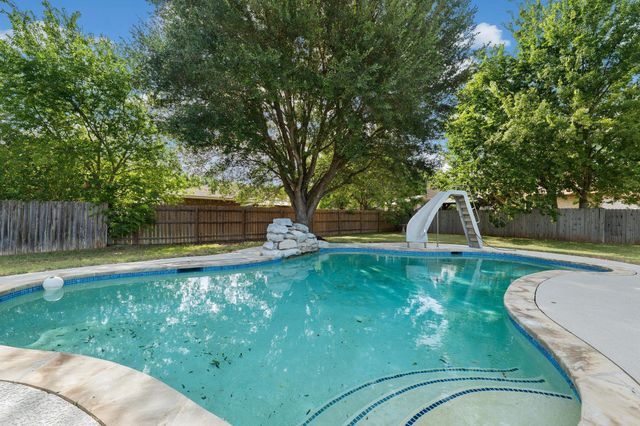 613 Sweetgum LN, Round Rock, TX 78664
