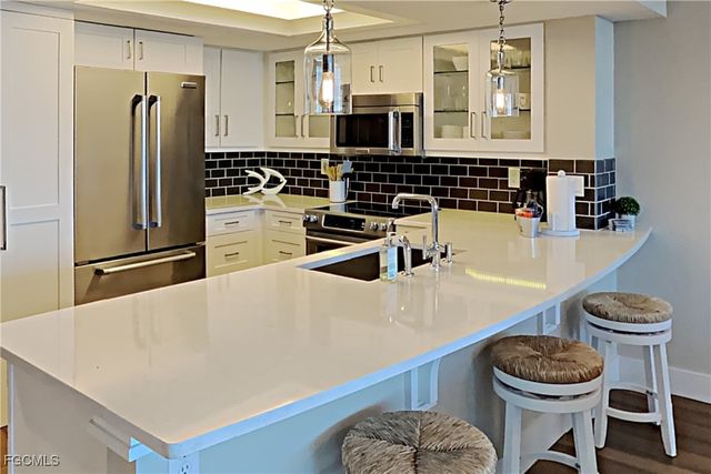 17170 Harbour Point DR 634, Fort Myers, FL 33908