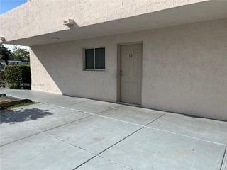 6091 W 22nd Ct 101, Hialeah, FL 33016