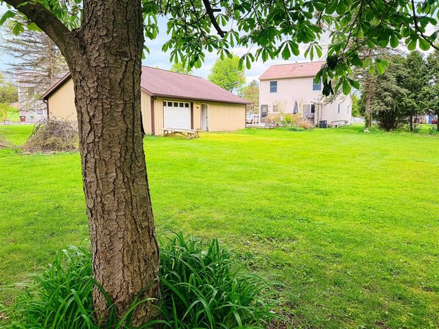 5175 Pleasant Valley Road, Manitou Beach, MI 49253