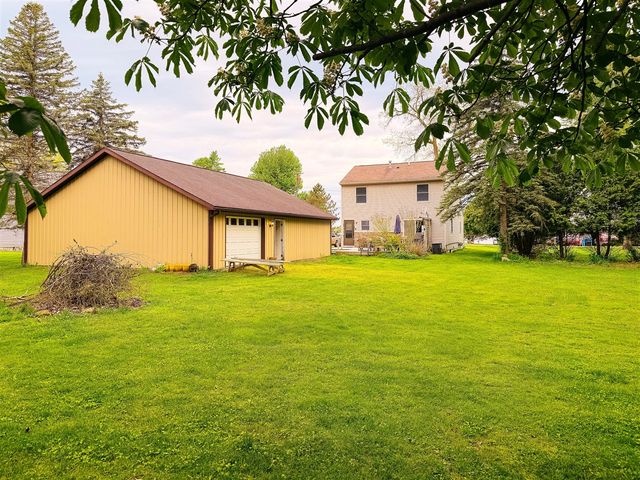 5175 Pleasant Valley Road, Manitou Beach, MI 49253