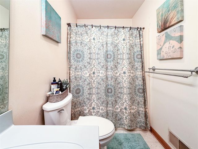 5175 Pleasant Valley Road, Manitou Beach, MI 49253