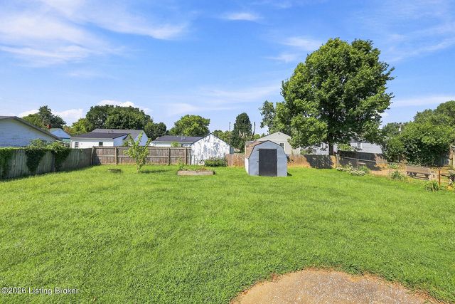 350 Eastview Cir, Shelbyville, KY 40065