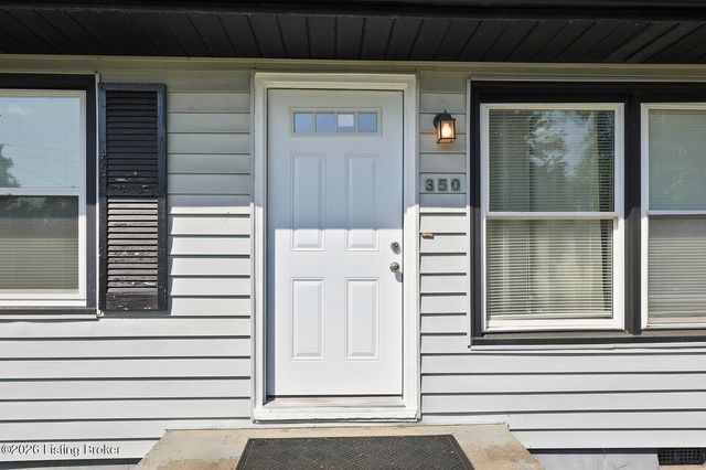 350 Eastview Cir, Shelbyville, KY 40065
