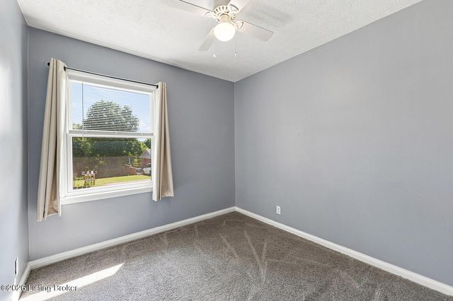 350 Eastview Cir, Shelbyville, KY 40065