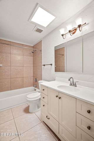 3200 SLOCUM Street, El Paso, TX 79936