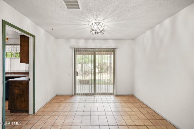 3200 SLOCUM Street, El Paso, TX 79936