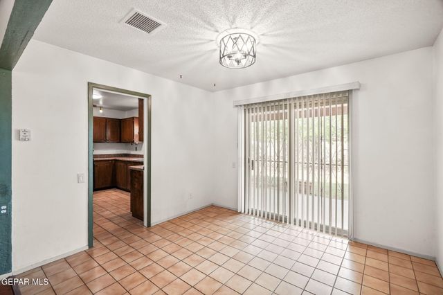 3200 SLOCUM Street, El Paso, TX 79936