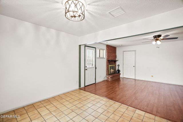 3200 SLOCUM Street, El Paso, TX 79936