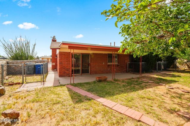 3200 SLOCUM Street, El Paso, TX 79936