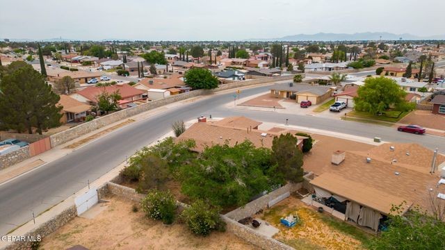 3200 SLOCUM Street, El Paso, TX 79936