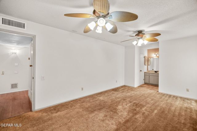 3200 SLOCUM Street, El Paso, TX 79936