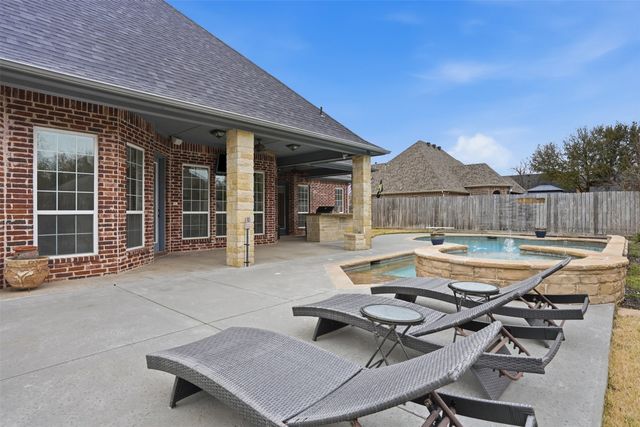 1123 Berkley Drive, Cleburne, TX 76033