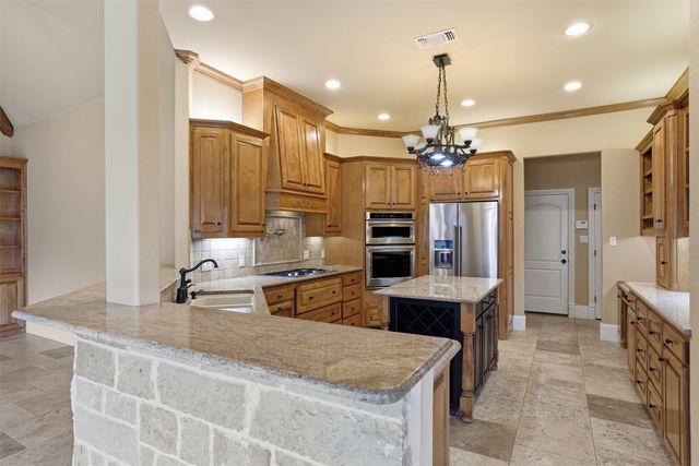 1123 Berkley Drive, Cleburne, TX 76033