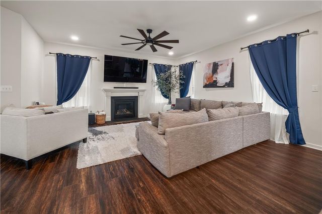 1011 Phyllis Place, Palmer Twp, PA 18045