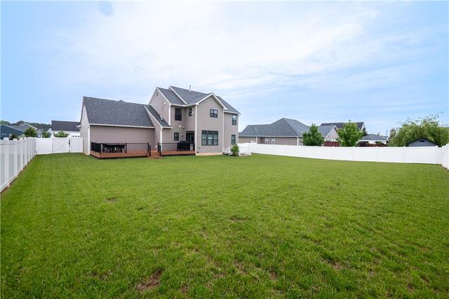 1011 Phyllis Place, Palmer Twp, PA 18045