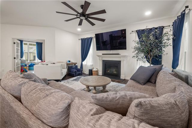 1011 Phyllis Place, Palmer Twp, PA 18045