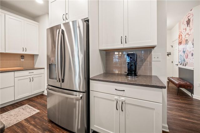 1011 Phyllis Place, Palmer Twp, PA 18045