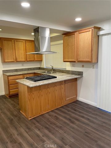 1904 W Bayport, Anaheim, CA 92801