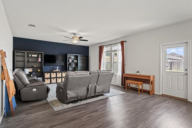 11816 Jackson Falls WAY, Manor, TX 78653