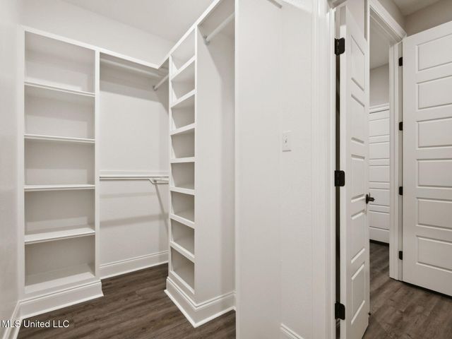 10422 Landon Meadows Drive, Gulfport, MS 39503