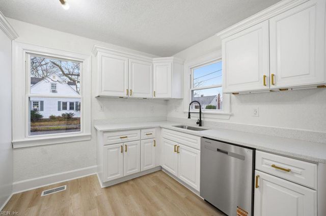 1201 Evelyn ST, Norfolk, VA 23518