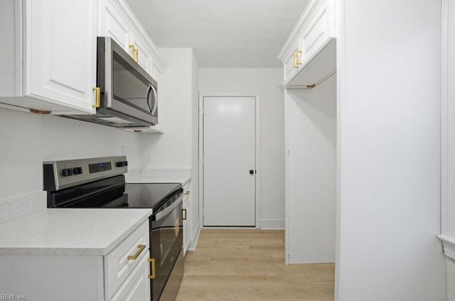 1201 Evelyn ST, Norfolk, VA 23518