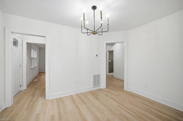 1201 Evelyn ST, Norfolk, VA 23518