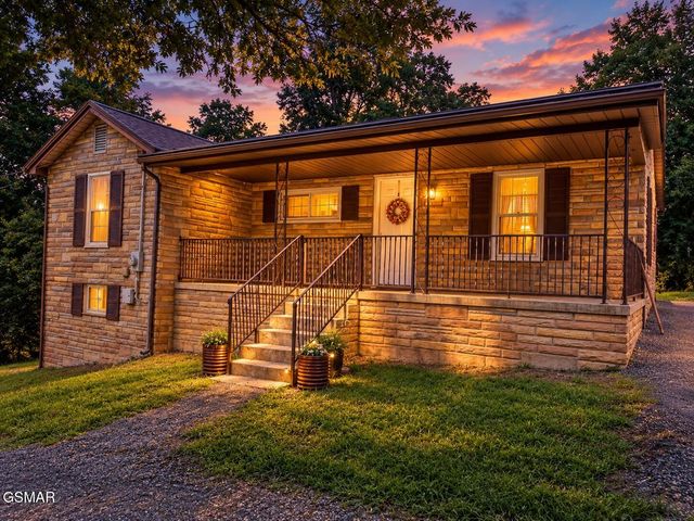 4906 Shady Road, Strawberry Plains, TN 37871