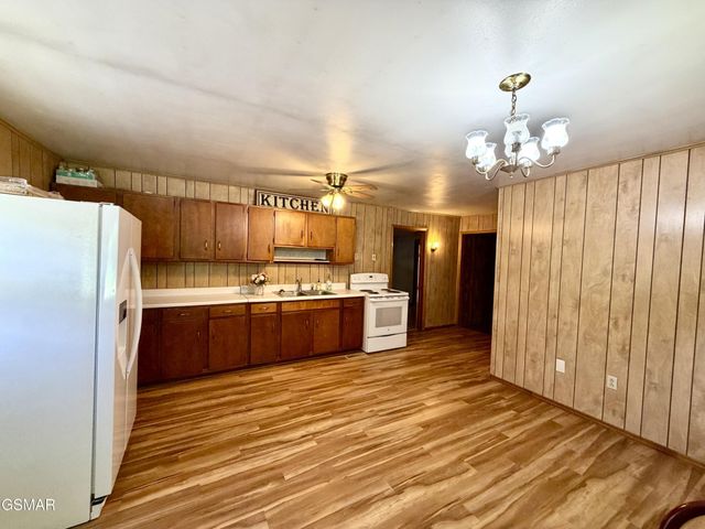 4906 Shady Road, Strawberry Plains, TN 37871