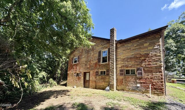 4906 Shady Road, Strawberry Plains, TN 37871