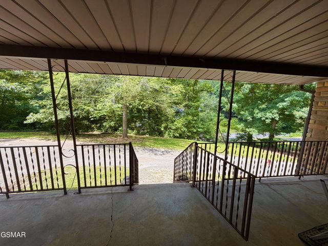4906 Shady Road, Strawberry Plains, TN 37871
