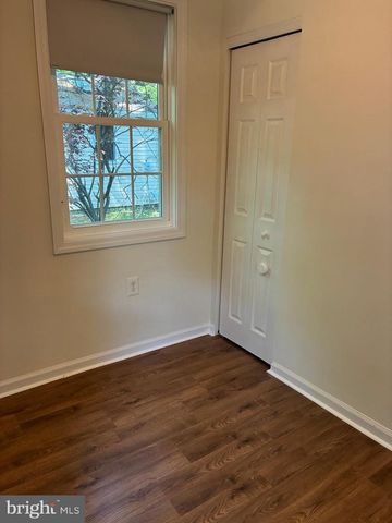 101 CRESTMONT TER, Mount Laurel, NJ 08054