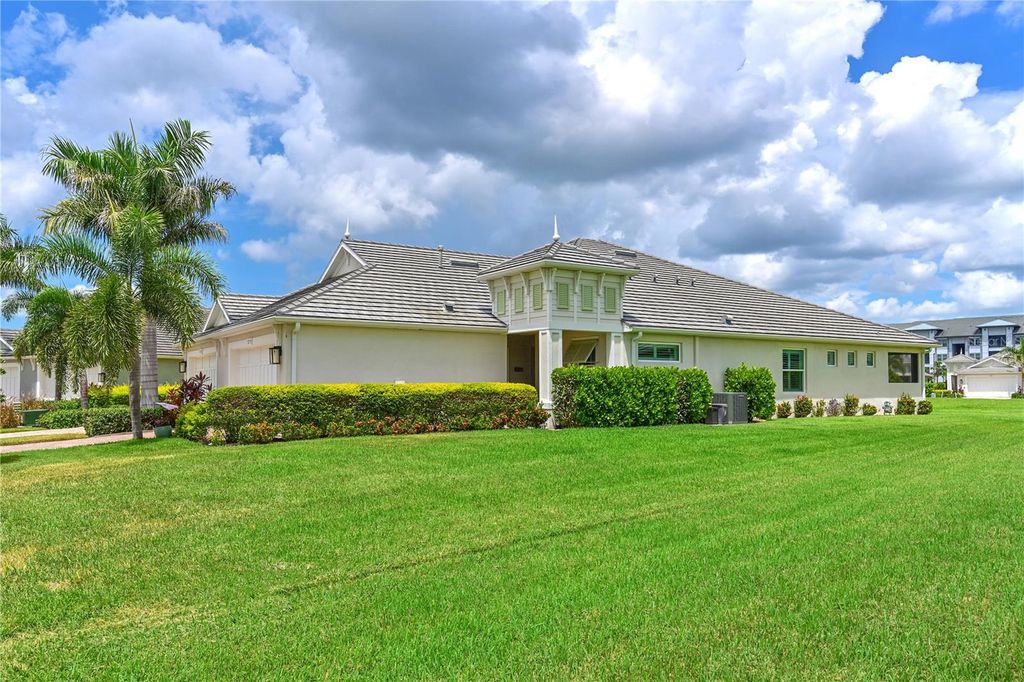 Image 28 of property listing at 10715 KLEE AVENUE, Bradenton, FL 34212