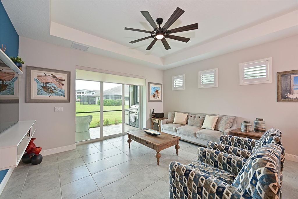 Image 6 of property listing at 10715 KLEE AVENUE, Bradenton, FL 34212