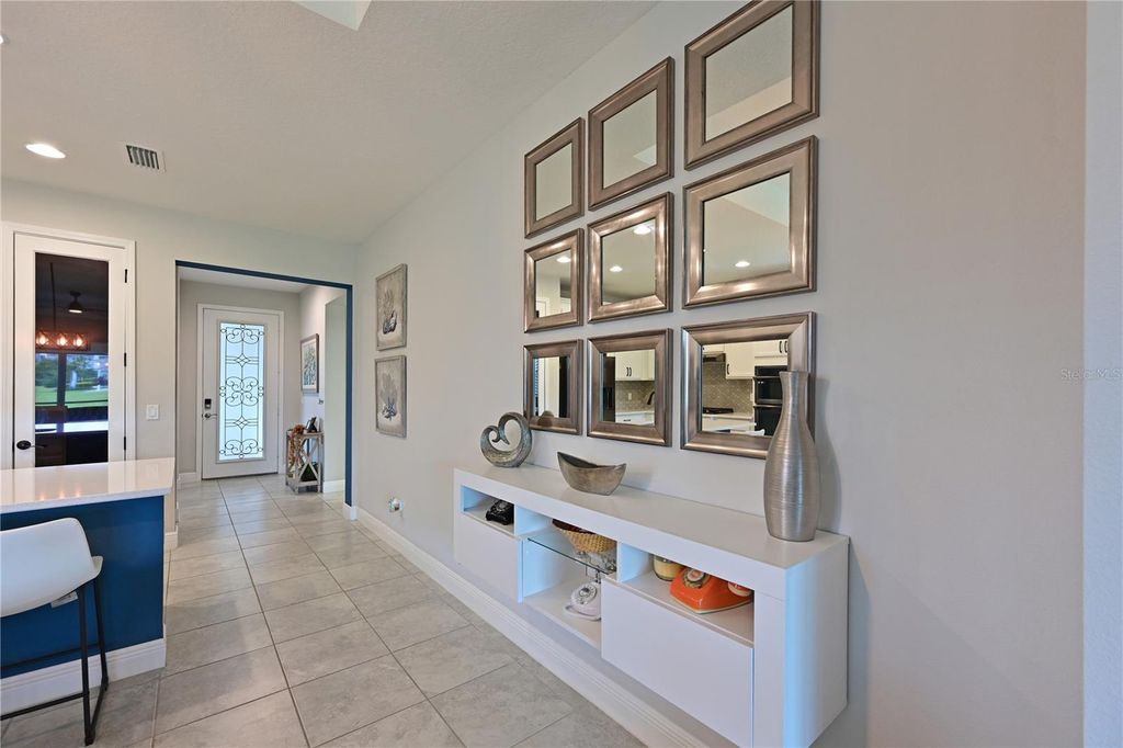 Image 8 of property listing at 10715 KLEE AVENUE, Bradenton, FL 34212