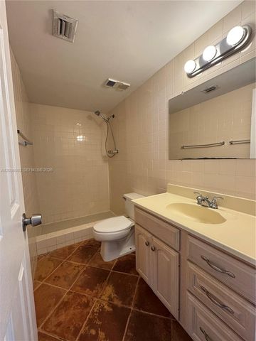 1470 NE 123rd Street A701, North Miami, FL 33161
