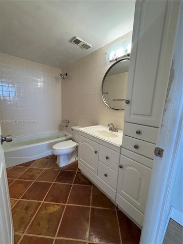 1470 NE 123rd Street A701, North Miami, FL 33161