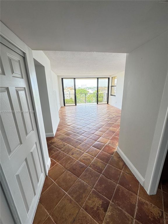 1470 NE 123rd Street A701, North Miami, FL 33161