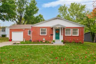 9102 W 100TH Terrace, Overland Park, KS 66212