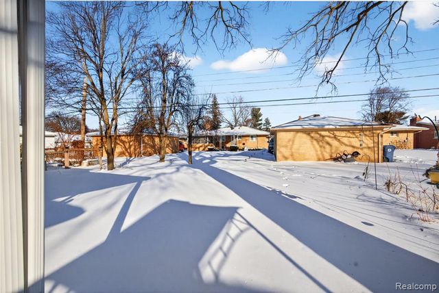 14148 Winston, Redford, MI 48239