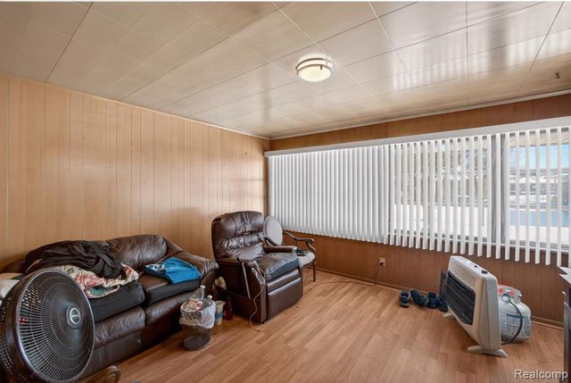 14148 Winston, Redford, MI 48239