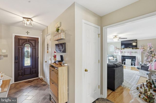 2076 AQUIA DR, Stafford, VA 22554