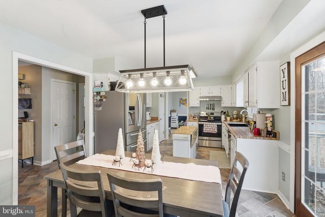 2076 AQUIA DR, Stafford, VA 22554