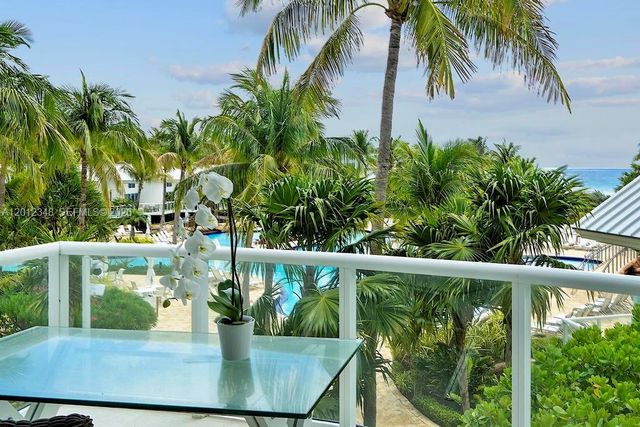 50 S Pointe Dr TWN1, Miami Beach, FL 33139
