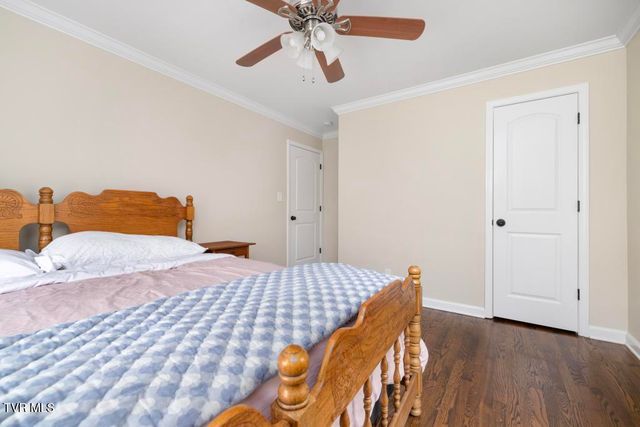 1318 Oxford Place, Johnson City, TN 37601