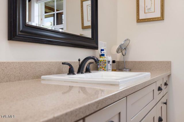 1318 Oxford Place, Johnson City, TN 37601