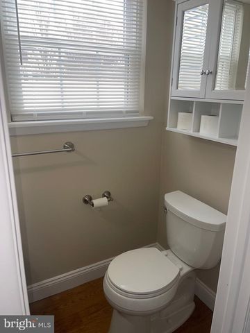 10 N MARS DR, Sewell, NJ 08080