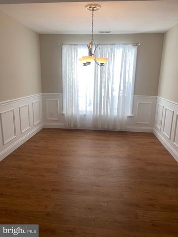 10 N MARS DR, Sewell, NJ 08080